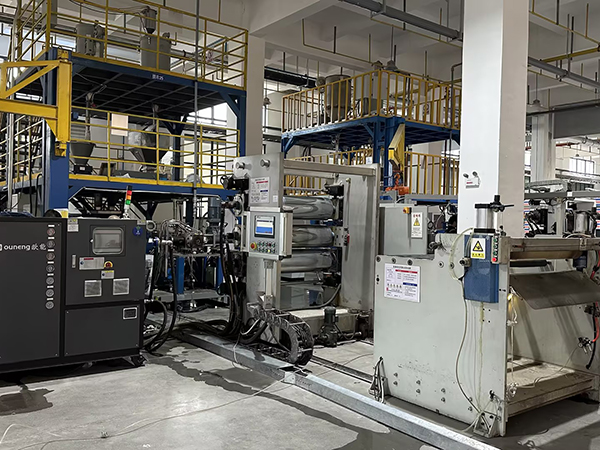 壓延薄膜控溫油溫機(jī)